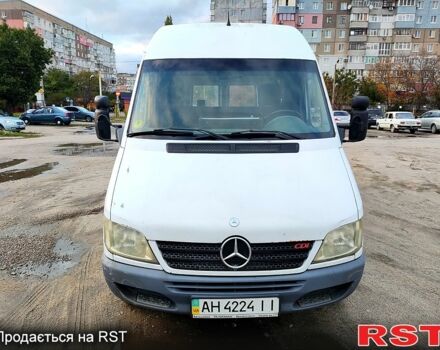 Білий Мерседес Sprinter, об'ємом двигуна 2.1 л та пробігом 280 тис. км за 7000 $, фото 1 на Automoto.ua