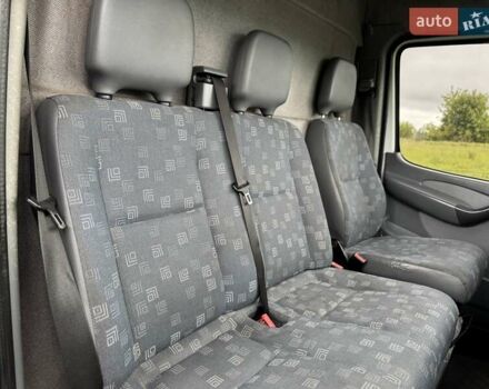 Белый Мерседес Sprinter, объемом двигателя 2.7 л и пробегом 434 тыс. км за 8600 $, фото 25 на Automoto.ua