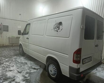 Белый Мерседес Sprinter, объемом двигателя 2.1 л и пробегом 326 тыс. км за 7500 $, фото 5 на Automoto.ua