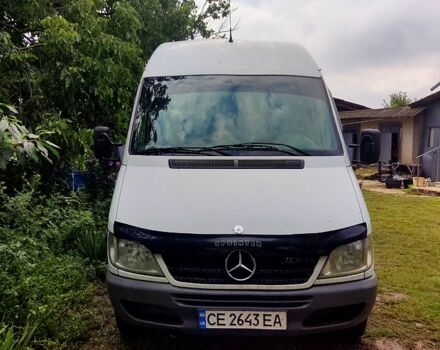 Белый Мерседес Sprinter, объемом двигателя 2.1 л и пробегом 380 тыс. км за 7000 $, фото 2 на Automoto.ua