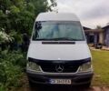 Белый Мерседес Sprinter, объемом двигателя 2.1 л и пробегом 380 тыс. км за 7000 $, фото 2 на Automoto.ua