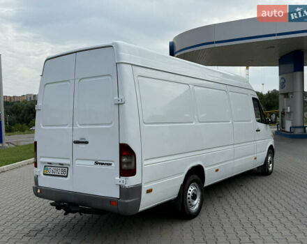 Белый Мерседес Sprinter, объемом двигателя 2.15 л и пробегом 428 тыс. км за 9000 $, фото 11 на Automoto.ua