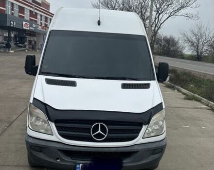Белый Мерседес Sprinter, объемом двигателя 2.2 л и пробегом 150 тыс. км за 13000 $, фото 1 на Automoto.ua