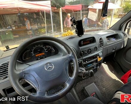 Белый Мерседес Sprinter, объемом двигателя 2.1 л и пробегом 360 тыс. км за 14000 $, фото 2 на Automoto.ua