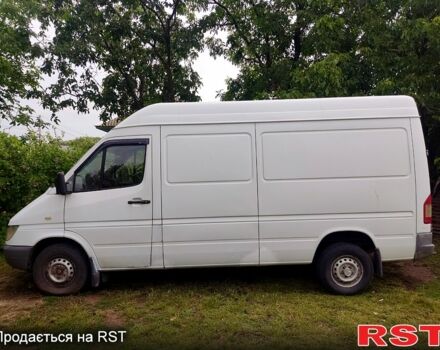 Белый Мерседес Sprinter, объемом двигателя 2.1 л и пробегом 380 тыс. км за 7000 $, фото 1 на Automoto.ua