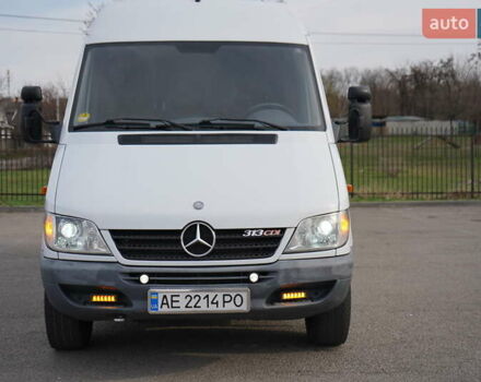 Белый Мерседес Sprinter, объемом двигателя 2.1 л и пробегом 480 тыс. км за 13500 $, фото 41 на Automoto.ua
