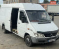 Белый Мерседес Sprinter, объемом двигателя 2.69 л и пробегом 591 тыс. км за 13600 $, фото 1 на Automoto.ua
