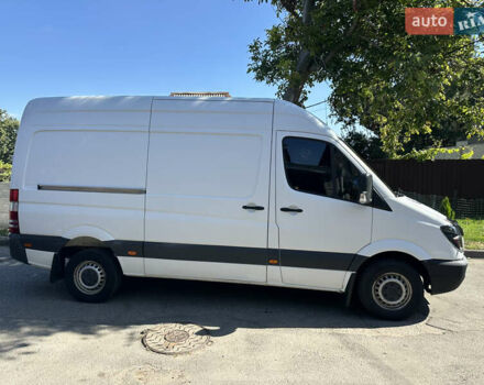 Белый Мерседес Sprinter, объемом двигателя 2.15 л и пробегом 415 тыс. км за 13000 $, фото 4 на Automoto.ua