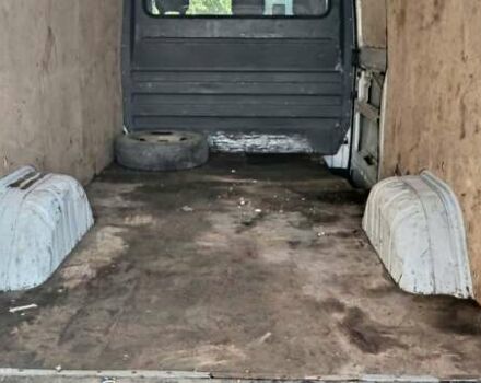 Белый Мерседес Sprinter, объемом двигателя 2.1 л и пробегом 320 тыс. км за 10200 $, фото 2 на Automoto.ua