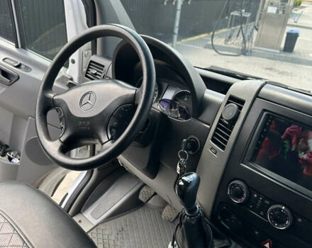 Белый Мерседес Sprinter, объемом двигателя 2.1 л и пробегом 502 тыс. км за 13800 $, фото 26 на Automoto.ua