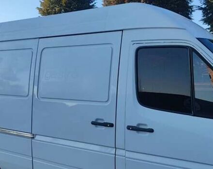 Белый Мерседес Sprinter, объемом двигателя 2.1 л и пробегом 320 тыс. км за 10200 $, фото 7 на Automoto.ua