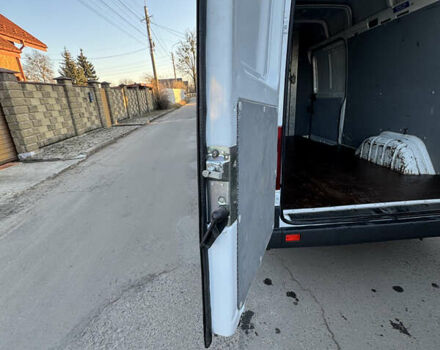 Белый Мерседес Sprinter, объемом двигателя 2.2 л и пробегом 700 тыс. км за 9800 $, фото 31 на Automoto.ua