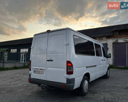 Белый Мерседес Sprinter, объемом двигателя 2.15 л и пробегом 630 тыс. км за 7700 $, фото 3 на Automoto.ua