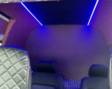 Белый Мерседес Sprinter, объемом двигателя 2.1 л и пробегом 502 тыс. км за 13800 $, фото 1 на Automoto.ua