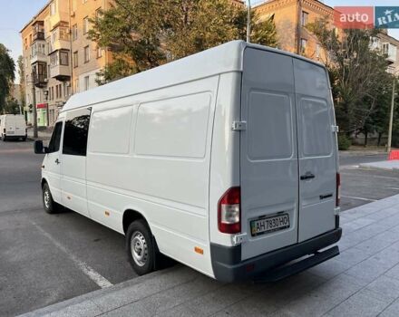Белый Мерседес Sprinter, объемом двигателя 2.2 л и пробегом 100 тыс. км за 12000 $, фото 11 на Automoto.ua