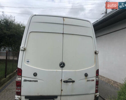 Белый Мерседес Sprinter, объемом двигателя 2.2 л и пробегом 410 тыс. км за 7200 $, фото 14 на Automoto.ua
