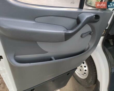 Белый Мерседес Sprinter, объемом двигателя 0 л и пробегом 277 тыс. км за 15300 $, фото 12 на Automoto.ua