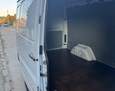 Белый Мерседес Sprinter, объемом двигателя 2.2 л и пробегом 700 тыс. км за 9800 $, фото 18 на Automoto.ua