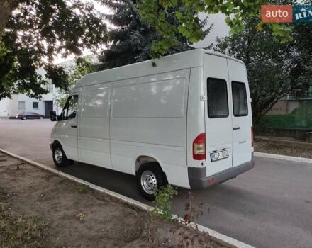 Белый Мерседес Sprinter, объемом двигателя 0 л и пробегом 277 тыс. км за 15300 $, фото 2 на Automoto.ua