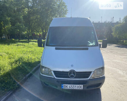 Білий Мерседес Sprinter, об'ємом двигуна 0 л та пробігом 537 тис. км за 7700 $, фото 1 на Automoto.ua