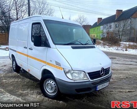 Білий Мерседес Sprinter, об'ємом двигуна 2.1 л та пробігом 400 тис. км за 5300 $, фото 3 на Automoto.ua