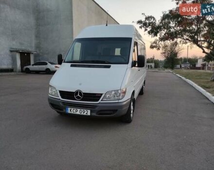Белый Мерседес Sprinter, объемом двигателя 0 л и пробегом 257 тыс. км за 14900 $, фото 25 на Automoto.ua