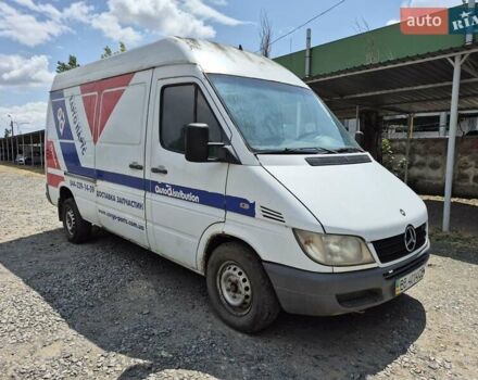 Белый Мерседес Sprinter, объемом двигателя 2.7 л и пробегом 435 тыс. км за 7100 $, фото 1 на Automoto.ua