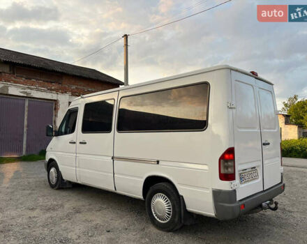 Белый Мерседес Sprinter, объемом двигателя 2.15 л и пробегом 630 тыс. км за 7700 $, фото 6 на Automoto.ua
