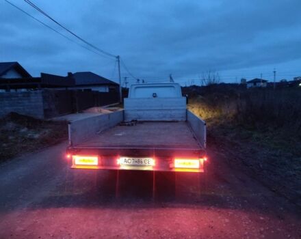 Белый Мерседес Sprinter, объемом двигателя 2.1 л и пробегом 269 тыс. км за 10500 $, фото 2 на Automoto.ua