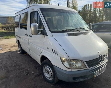 Белый Мерседес Sprinter, объемом двигателя 2.15 л и пробегом 513 тыс. км за 6000 $, фото 5 на Automoto.ua