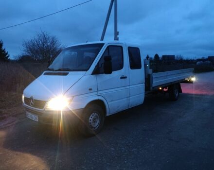 Белый Мерседес Sprinter, объемом двигателя 2.1 л и пробегом 269 тыс. км за 10500 $, фото 3 на Automoto.ua
