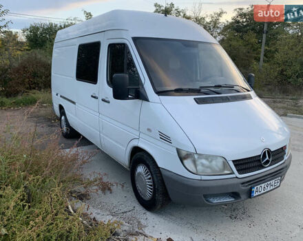 Білий Мерседес Sprinter, об'ємом двигуна 2.15 л та пробігом 422 тис. км за 7500 $, фото 4 на Automoto.ua