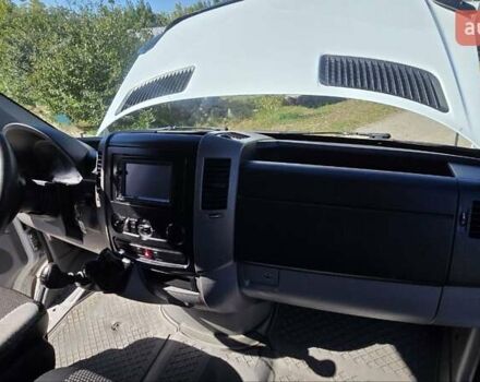 Белый Мерседес Sprinter, объемом двигателя 2.15 л и пробегом 442 тыс. км за 12000 $, фото 6 на Automoto.ua