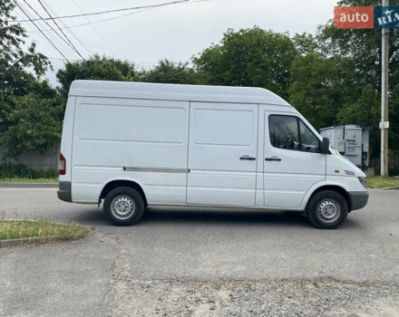 Белый Мерседес Sprinter, объемом двигателя 2.2 л и пробегом 450 тыс. км за 9800 $, фото 6 на Automoto.ua