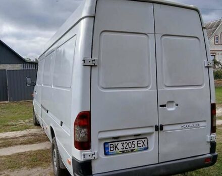 Белый Мерседес Sprinter, объемом двигателя 2.2 л и пробегом 308 тыс. км за 8300 $, фото 2 на Automoto.ua