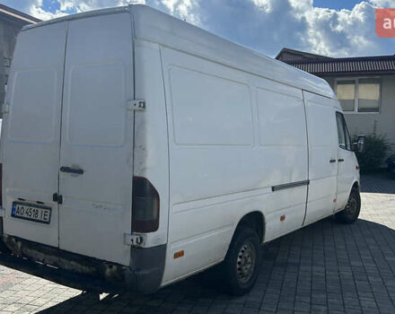 Белый Мерседес Sprinter, объемом двигателя 2.1 л и пробегом 473 тыс. км за 7500 $, фото 5 на Automoto.ua