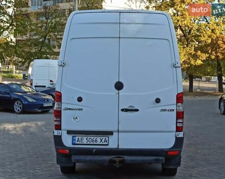 Белый Мерседес Sprinter, объемом двигателя 2.1 л и пробегом 470 тыс. км за 9900 $, фото 5 на Automoto.ua
