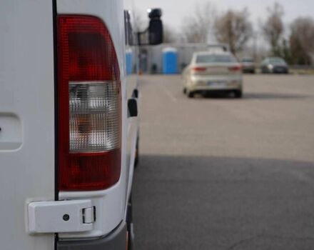 Белый Мерседес Sprinter, объемом двигателя 2.1 л и пробегом 480 тыс. км за 13500 $, фото 18 на Automoto.ua