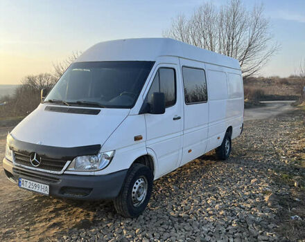 Білий Мерседес Sprinter, об'ємом двигуна 2.2 л та пробігом 655 тис. км за 15000 $, фото 9 на Automoto.ua