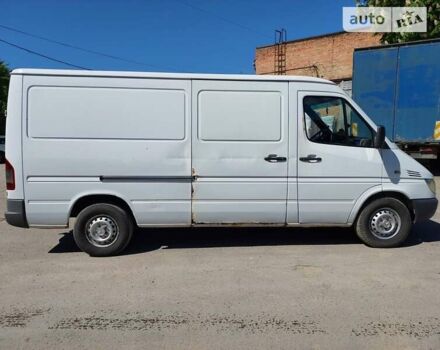 Белый Мерседес Sprinter, объемом двигателя 2.15 л и пробегом 308 тыс. км за 7999 $, фото 3 на Automoto.ua