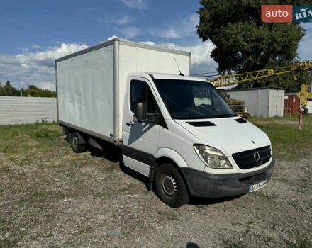 Белый Мерседес Sprinter, объемом двигателя 2.15 л и пробегом 415 тыс. км за 11500 $, фото 2 на Automoto.ua