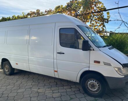 Білий Мерседес Sprinter, об'ємом двигуна 2.1 л та пробігом 450 тис. км за 7500 $, фото 1 на Automoto.ua