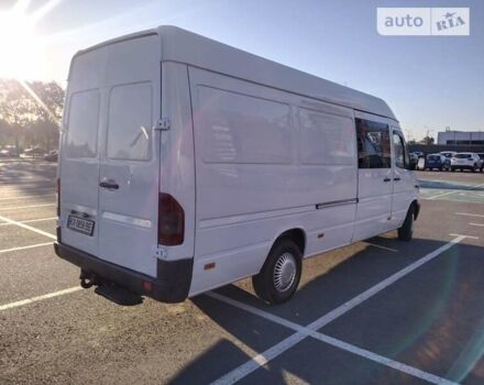 Белый Мерседес Sprinter, объемом двигателя 2.2 л и пробегом 716 тыс. км за 8300 $, фото 6 на Automoto.ua