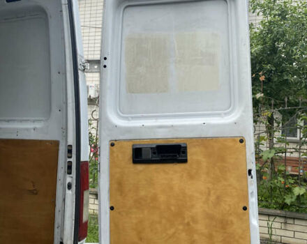 Белый Мерседес Sprinter, объемом двигателя 2.2 л и пробегом 450 тыс. км за 9800 $, фото 29 на Automoto.ua