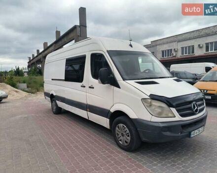 Белый Мерседес Sprinter, объемом двигателя 2.1 л и пробегом 692 тыс. км за 5600 $, фото 6 на Automoto.ua