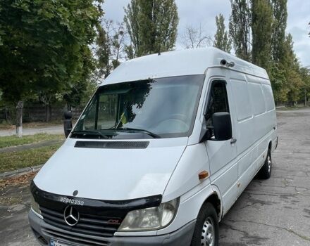Белый Мерседес Sprinter, объемом двигателя 2.1 л и пробегом 387 тыс. км за 7500 $, фото 1 на Automoto.ua
