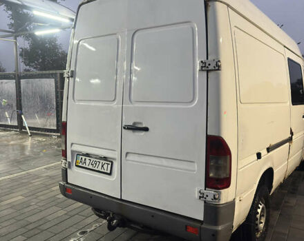 Белый Мерседес Sprinter, объемом двигателя 2 л и пробегом 510 тыс. км за 4100 $, фото 12 на Automoto.ua
