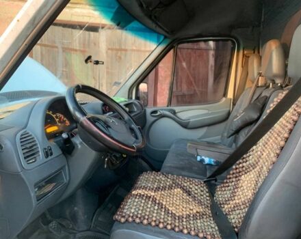 Белый Мерседес Sprinter, объемом двигателя 2.2 л и пробегом 438 тыс. км за 4799 $, фото 7 на Automoto.ua