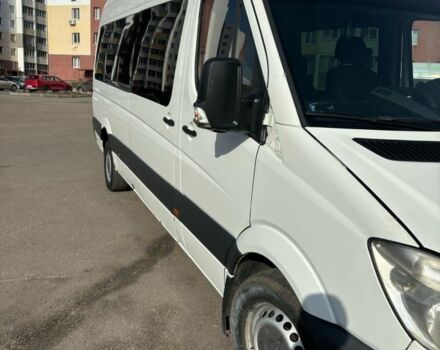Белый Мерседес Sprinter, объемом двигателя 2.2 л и пробегом 200 тыс. км за 8999 $, фото 1 на Automoto.ua