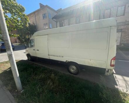 Білий Мерседес Sprinter, об'ємом двигуна 2.1 л та пробігом 301 тис. км за 5200 $, фото 2 на Automoto.ua